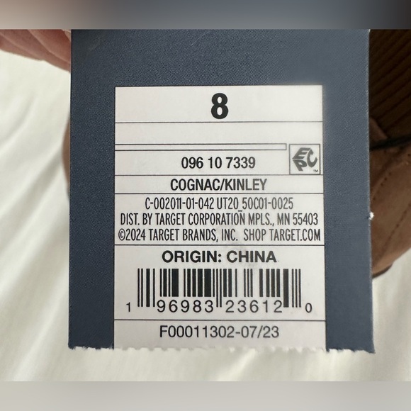 NWT Universal Threads Brown Suede Boots - Women’s Size 8 - Picture 4 of 7